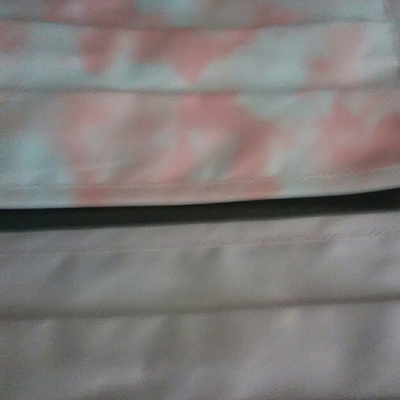 5 FACE MASKS TIE DYE ONE SIZE ADJUSTABLE - Picture 2 of 3